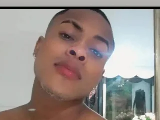 AxelLux