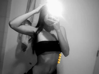 Girlhornycute