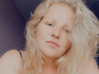 MILFSHAKES
