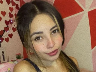 Zoe_Diaz