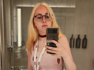 h0lly_d0lly