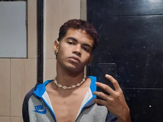 james2hott